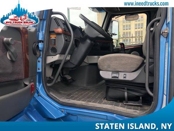 2012 VOLVO VNL TRACTOR SLEEPER MANUAL -New Haven for sale in Staten Island, CT – photo 10