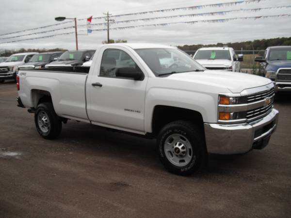 2015 chevrolet 2500hd regular cab long box 4x4 gas V8 4wd chevy for sale in Forest Lake, WI – photo 3