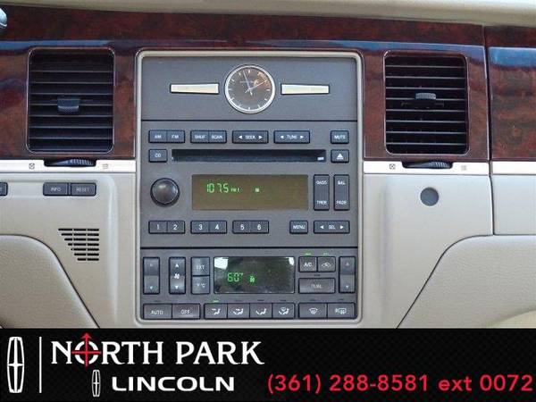 2007 Lincoln Town Car Signature - sedan for sale in San Antonio, TX – photo 17