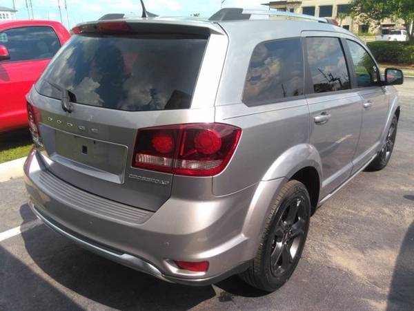 2020 Dodge Journey Crossroad - - by dealer - vehicle for sale in Clayton, NC – photo 3