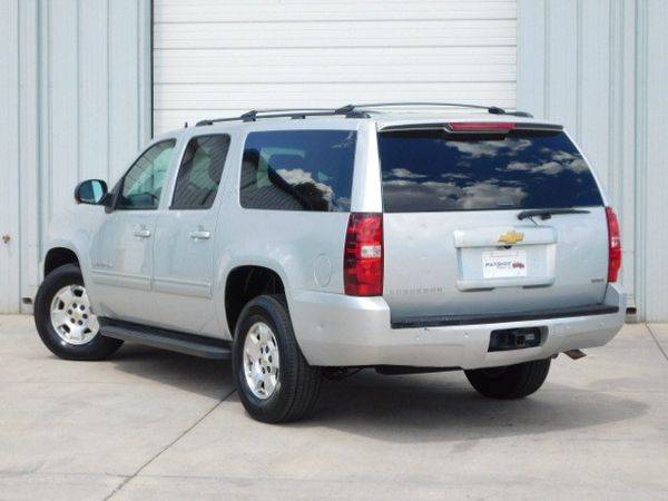 2014 Chevrolet Chevy Suburban LT 1500 4WD - MOST BANG FOR THE BUCK! for sale in Colorado Springs, CO – photo 4