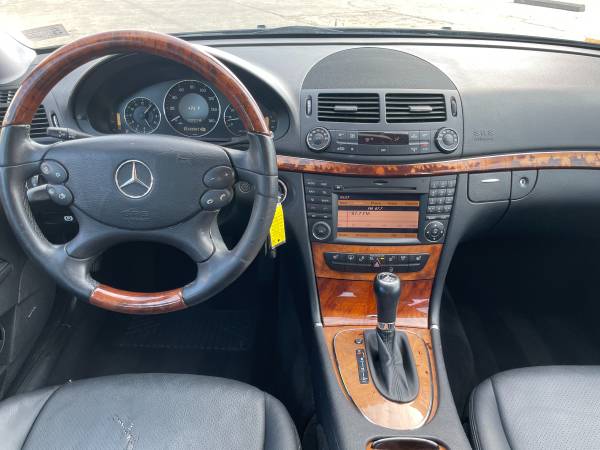 2009 Mercedes Benz E350 4Matic Luxury Sedan 2 Owner Cold A/C 143k for sale in Roanoke, VA – photo 18