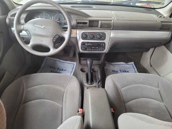 2005 CHRYSLER SEBRING - - by dealer - vehicle for sale in MILWAUKEE WI 53209, WI – photo 10