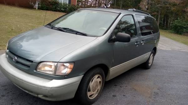 2002 Toyota sienna van third row seating dependable daily driver -... for sale in Acworth, AL – photo 20