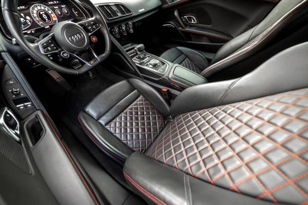 2017 Audi R8 V10 Carbon Fiber Interior/Exterior PckgHIGHLY SPEC'D -... for sale in Dallas, NY – photo 19