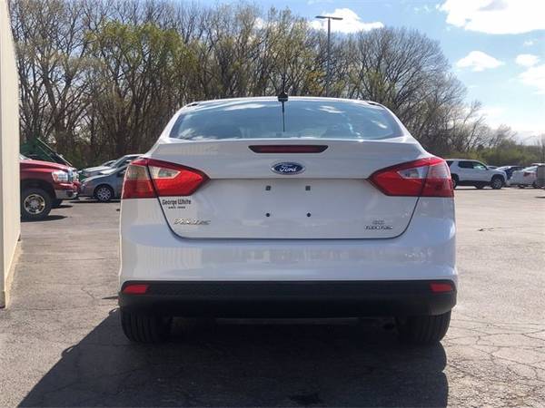 2014 Ford Focus SE hatchback White - - by dealer for sale in Ames, IA – photo 4