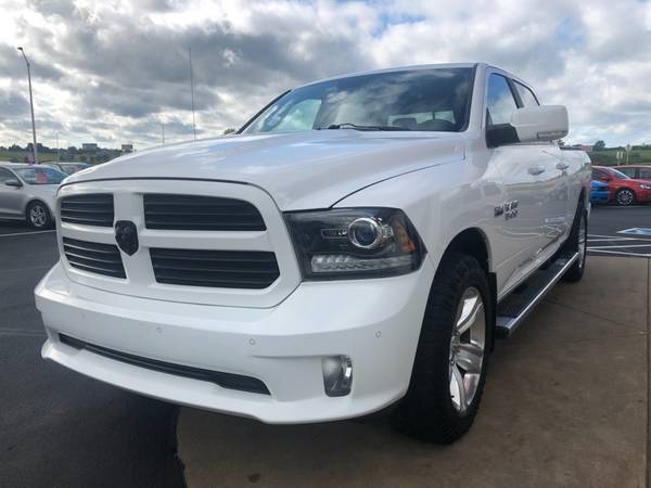 2014 RAM 1500 Sport Crew Cab SWB 4WD for sale in Dodgeville, WI – photo 7