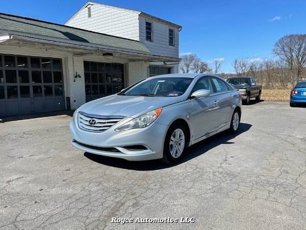 2011 Hyundai Sonata GLS Auto - - by dealer - vehicle for sale in Lancaster, PA – photo 5
