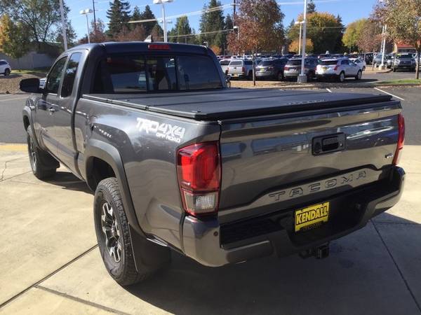 2019 Toyota Tacoma 4WD Magnetic Gray Metallic LOW PRICE - Great Car! for sale in Bend, OR – photo 11