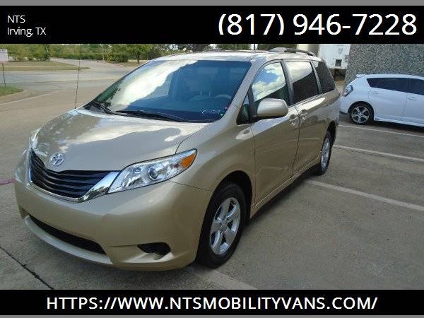 2012 TOYOTA SIENNA MOBILITY HANDICAPPED WHEELCHAIR POWER RAMP VAN for sale in Irving, OK – photo 4