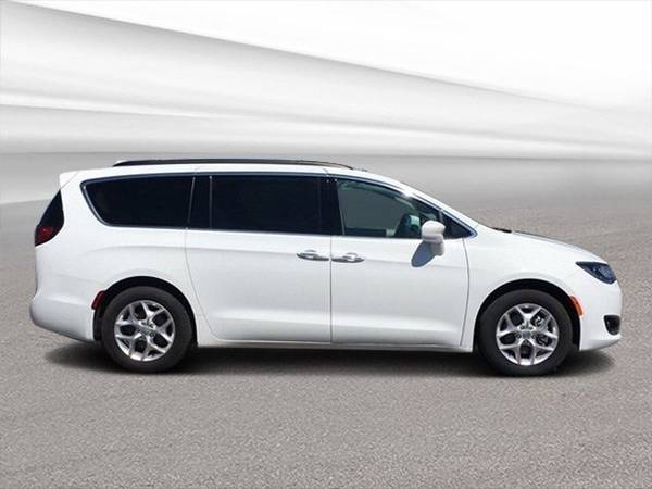 2018 Chrysler Pacifica Touring Plus with for sale in Grandview, WA – photo 2
