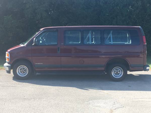 2000 GMC Savanna Passenger Van $5450 for sale in Anderson, IN – photo 3