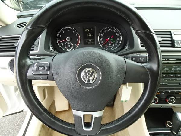 2015 VW Volkswagen Passat 1.8T S sedan for sale in Canton, RI – photo 10