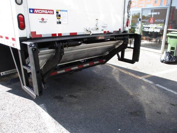2016 Ford Super Duty F-650 Straight Frame 24 FOOT BOX TRUCK *... for sale in south amboy, LA – photo 24