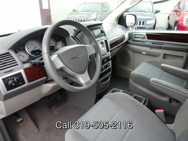 2010 Chrysler Town & Country Touring - cars & trucks - by dealer -... for sale in Waterloo, IA – photo 11