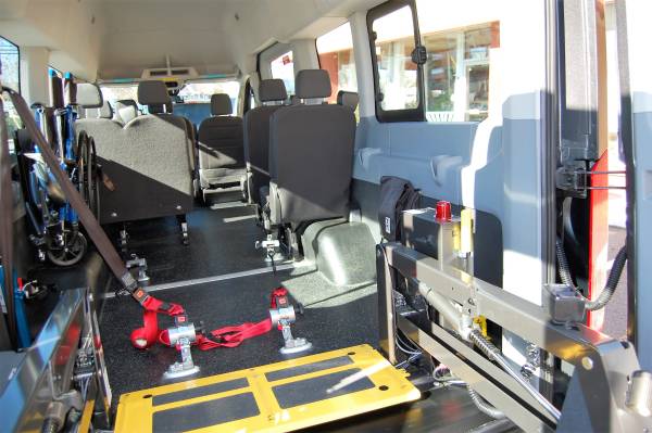 HANDICAP ACCESSIBLE WHEELCHAIR LIFT EQUIPPED VAN.....UNIT# 2289FHT -... for sale in Charlotte, SC – photo 10