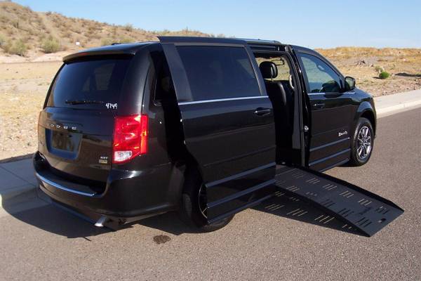 2017 Dodge Grand Caravan SXT Wheelchair Handicap Mobility Van Best Buy for sale in Phoenix, AZ – photo 3
