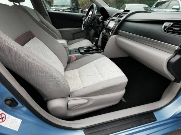 2013 Toyota Camry LE 4dr Sedan - - by dealer - vehicle for sale in Seattle, WA – photo 14