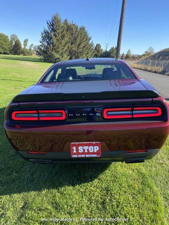2018 Dodge Challenger R/T SCAT Pack - cars & trucks - by dealer -... for sale in Yakima, WA – photo 5