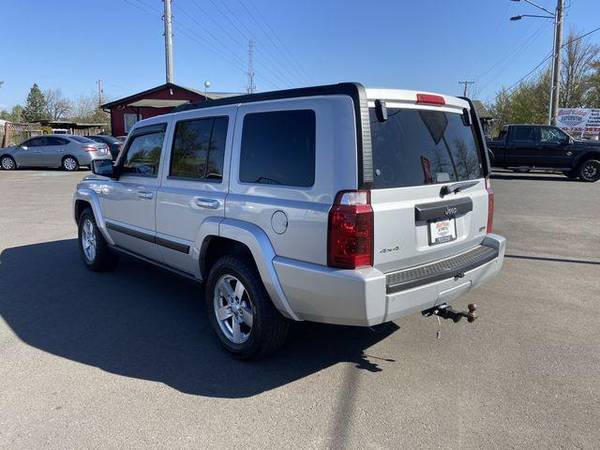 2007 Jeep Commander Sport Utility 4D - - by dealer for sale in Eugene, OR – photo 4