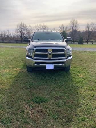 2014 Dodge Ram 2500 Mega Cab Big Horn - cars & trucks - by owner -... for sale in Purcellville, District Of Columbia – photo 4