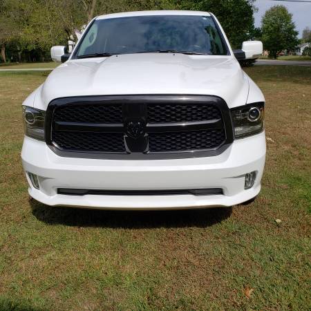 2018 Ram 1500 Sport Night Edition 4x4 for sale in Elkhart, IN – photo 2