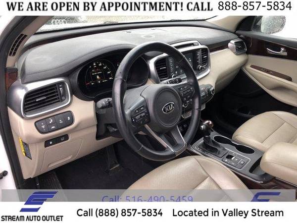 2018 Kia Sorento EX V6 Wagon - - by dealer - vehicle for sale in Valley Stream, NY – photo 14