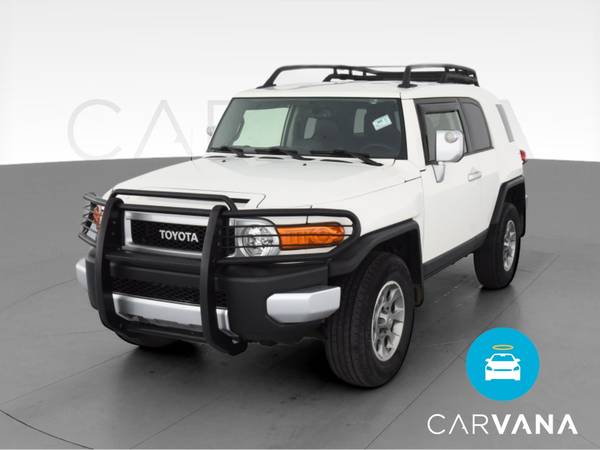 2013 Toyota FJ Cruiser Sport Utility 2D suv White - FINANCE ONLINE -... for sale in Cleveland, OH
