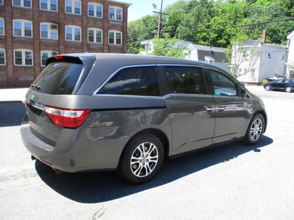 2011 Honda Oddysey EX leather and DVD--video walkaround available -... for sale in Haverhill, MA – photo 7