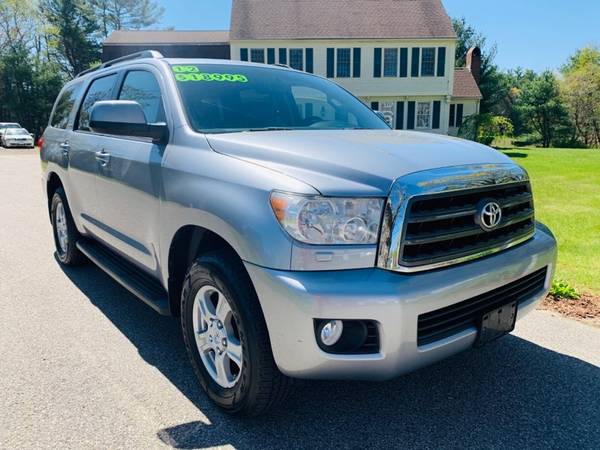 2012 Toyota Sequoia SR5 4X4 Leather Interior, Moon Roof - cars & for sale in Kingston, MA – photo 10