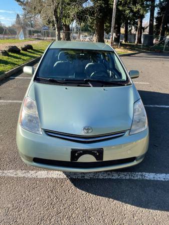 2007 Toyota Prius Clean Title Low Miles - cars & trucks - by owner -... for sale in Troutdale, OR – photo 2