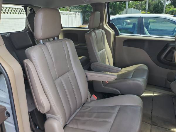2015 Town & Country Touring - Leather, TV/DVD, up to 25 MPG! - cars... for sale in Fort Myers, FL – photo 7