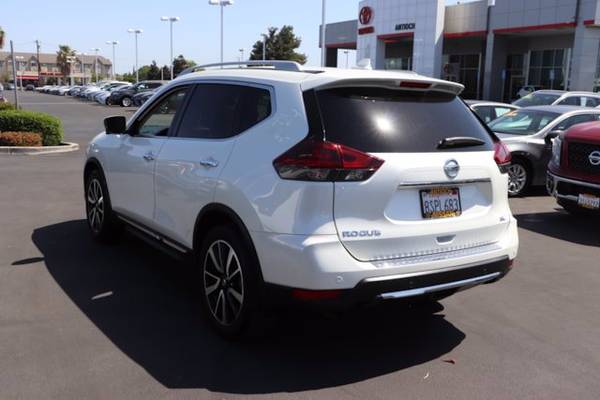 2020 Nissan Rogue SL hatchback Pearl White Tricoat for sale in Antioch, CA – photo 7