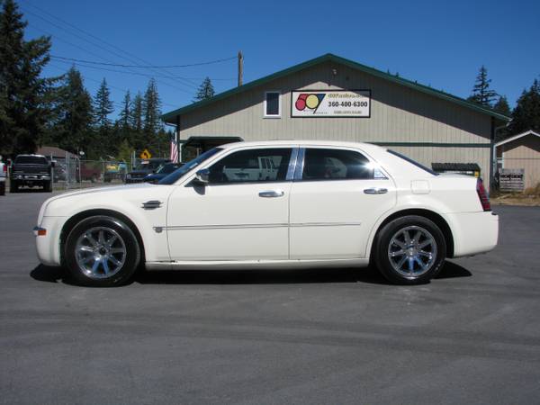 2005 Chrysler 300 4dr Sdn 300C Ltd Avail - - by for sale in Roy, WA – photo 9