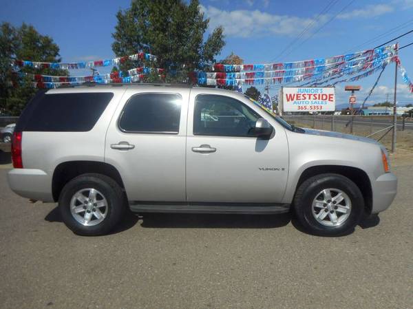 2007 GMC YUKON SLE 4X4 THIRD ROW SEATING *NEW TIRES* NICE for sale in Anderson, CA – photo 6