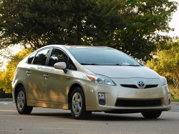2011 Toyota Prius w/hybrid warranty very clean - cars & trucks - by... for sale in Dallas, TX – photo 14