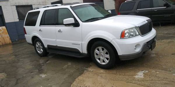 2004 Lincoln navigator 4wd (Navi/DVD) for sale in Baltimore, District Of Columbia – photo 2