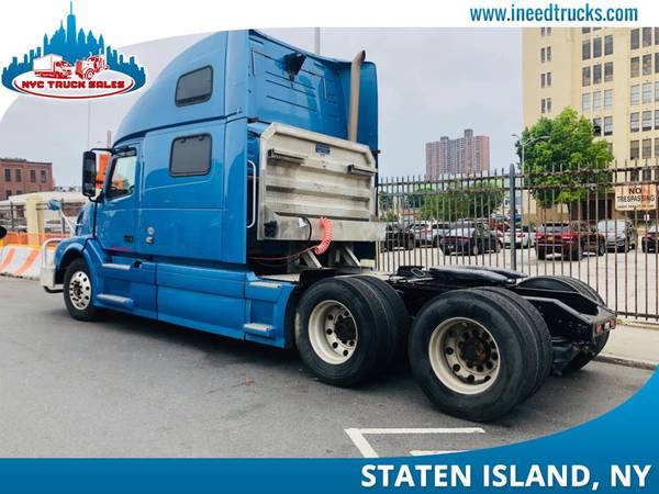 2012 VOLVO VNL TRACTOR SLEEPER MANUAL -New Haven for sale in Staten Island, CT – photo 6