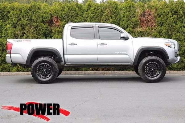 2017 Toyota Tacoma 4x4 4WD Truck TRD Off Road Crew Cab - cars & for sale in Sublimity, OR – photo 3