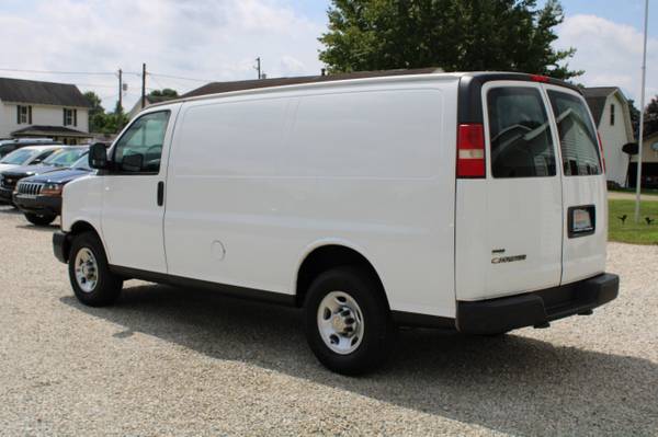 2010 CHEVROLET EXPRESS G2500 - cars & trucks - by dealer - vehicle... for sale in Newcomerstown, OH – photo 8