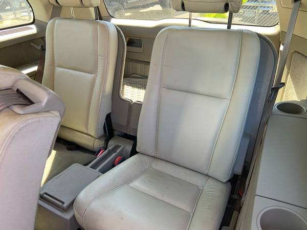 2004 Volvo XC90 4dr 2.9L Twin Turbo AWD w/3rd Row with Driver/front... for sale in Sweet Home, OR – photo 10