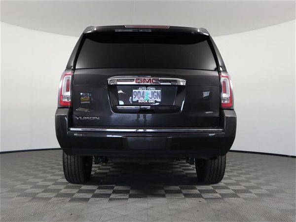 2016 GMC Yukon Stop In Save !! for sale in Gladstone, OR – photo 6