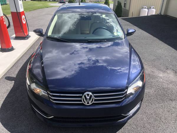 2012 Volkswagen Passat SE Clean Carfax NAV Heated Seats Excellent for sale in Palmyra, PA – photo 2