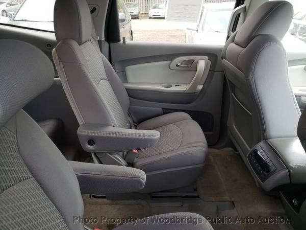 2011 Chevrolet Traverse AWD 4dr LT w/2LT Silve for sale in Woodbridge, District Of Columbia – photo 13