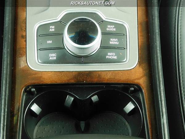 2012 Hyundai Equus Luxury Sedan (think Mercedes) for sale in Cedar Rapids, IA – photo 13
