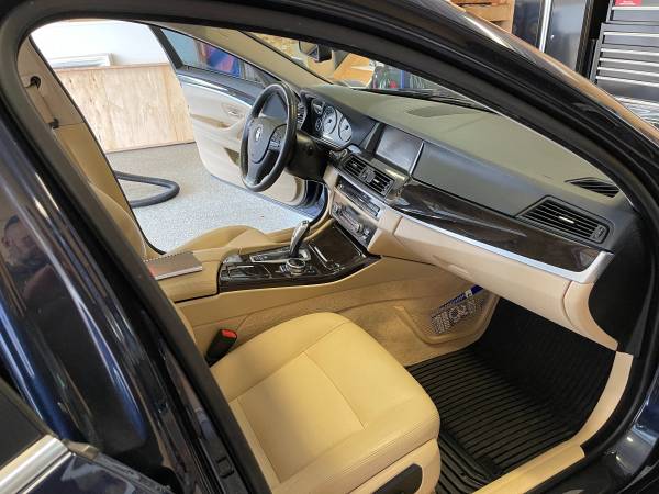 2014 BMW 528i Turbo - - by dealer - vehicle automotive for sale in east greenbush, NY – photo 11
