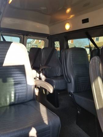 Ford 15 passenger Van - cars & trucks - by owner - vehicle... for sale in Far Rockaway, NY – photo 8