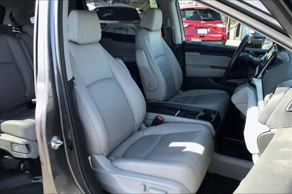 2019 Honda Odyssey Touring Auto Minivan, Passenger - cars & trucks -... for sale in Honolulu, HI – photo 6