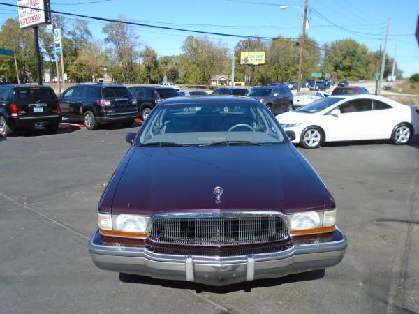 💥🐱‍🏍 1993 BUICK ROADMASTER * LIKE NEW * ONLY 98K MILES * - cars &... for sale in West Point, KY, KY – photo 3