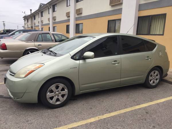 2006 TOYOTA PRIUS HYBRID - cars & trucks - by owner - vehicle... for sale in Caseyville, MO – photo 3